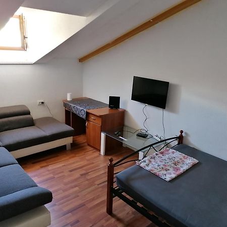 Apartamento Leona Rijeka Exterior foto